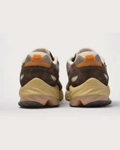 Baskets marron Wave Rider B