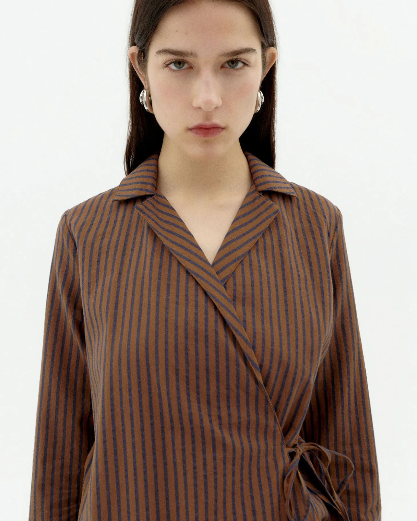 Blouse marron à rayures croisée Lenie