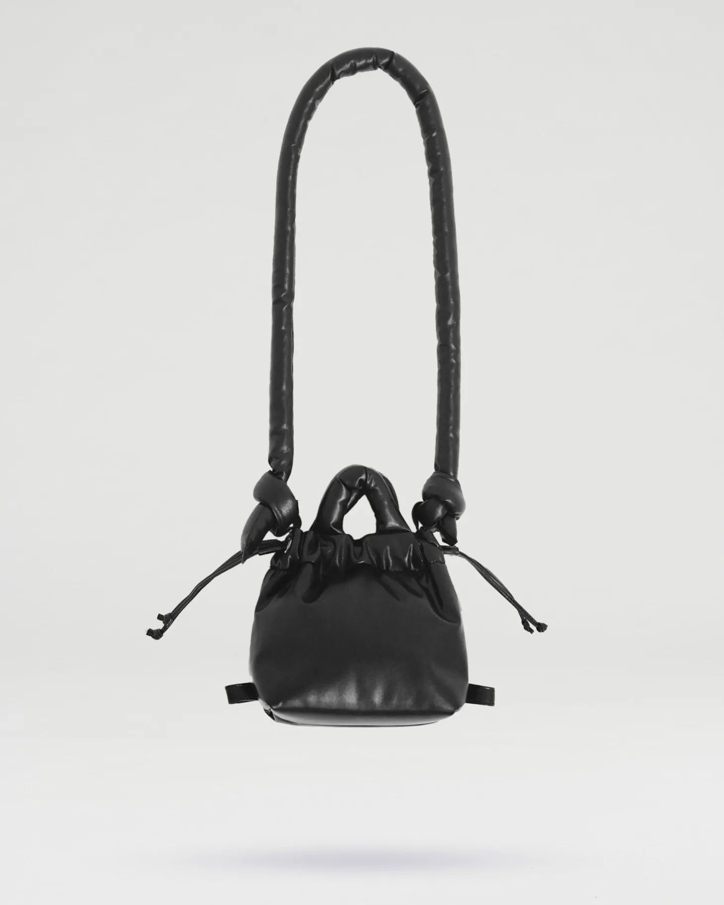 Sac noir en cuir végétal Micro Ona