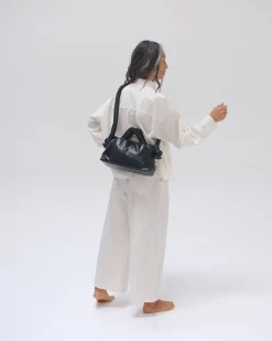 Sac noir en cuir végétal Mini Ona
