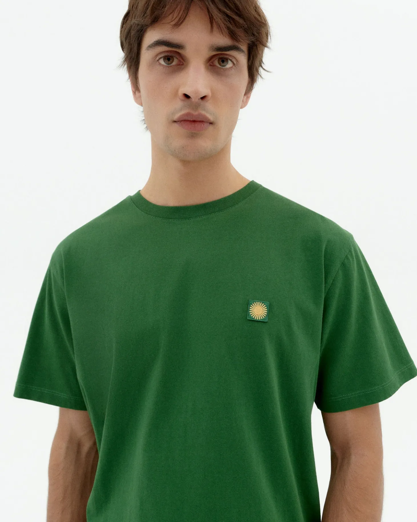 T-shirt vert soleil jaune au dos